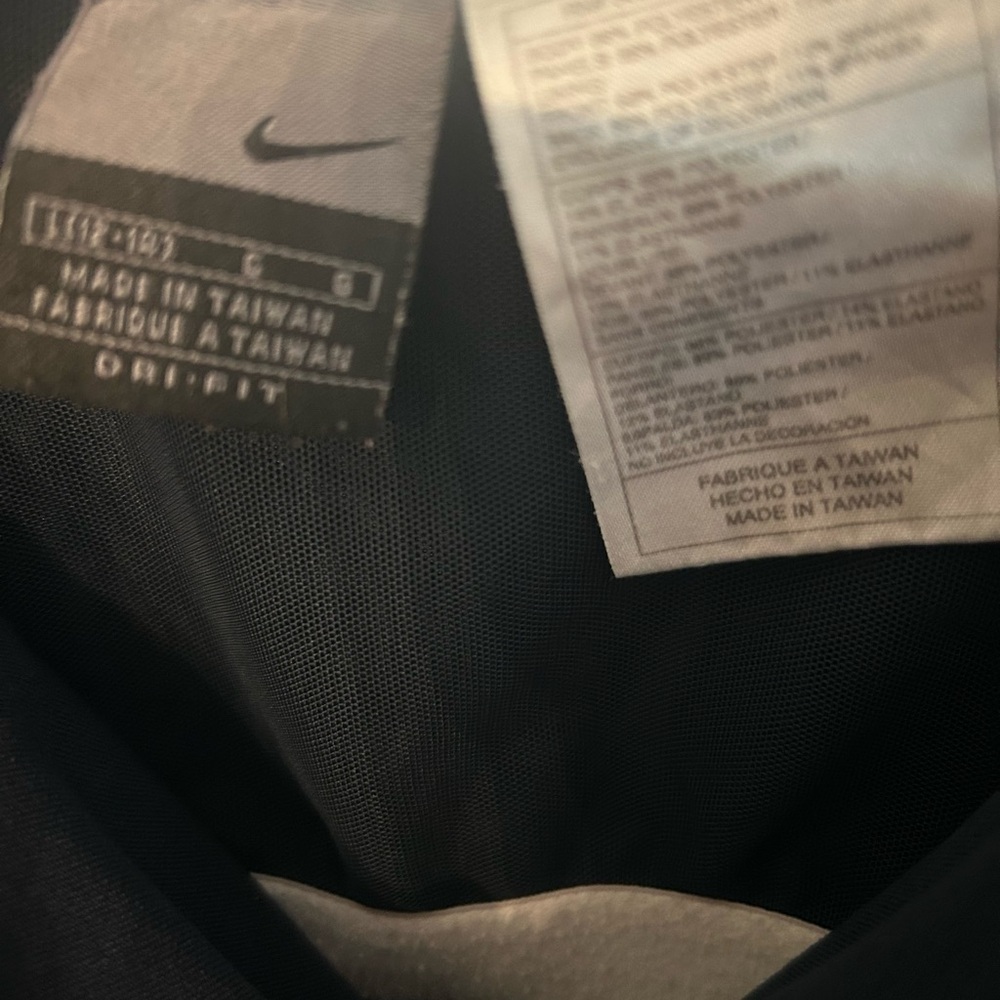Nike Dri-Fit Victory Tennis Dress Size Large Charcoal Gray Built in Bra/Shorts - Picture 5 of 5